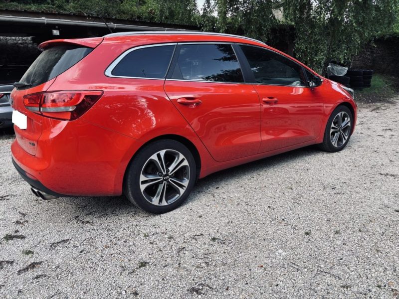KIA Cee'd CEED 1.0 TGDI 120ch GT LINE GPS Sièges chauffants Caméra de recul