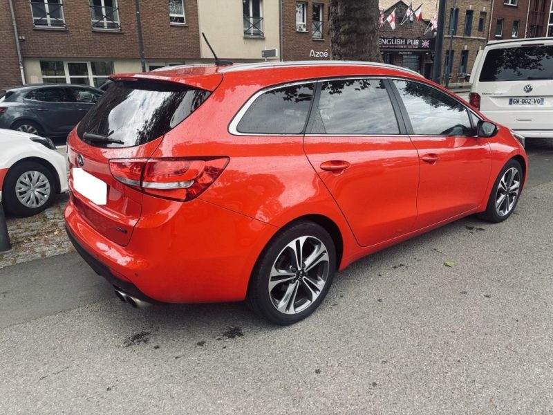 KIA Cee'd CEED 1.0 TGDI 120ch GT LINE GPS Sièges chauffants Caméra de recul
