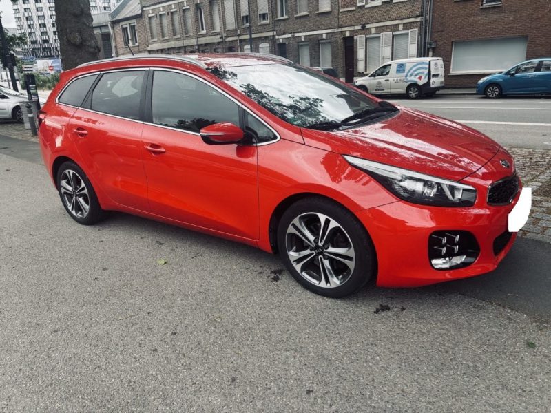KIA Cee'd CEED 1.0 TGDI 120ch GT LINE GPS Sièges chauffants Caméra de recul
