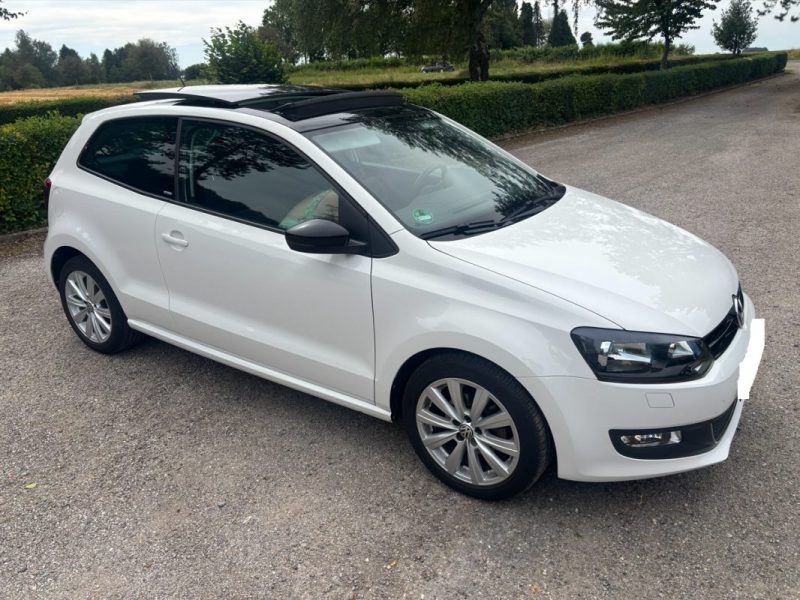 VW Volkswagen Polo 1.2 70ch Style 1ère main Toit ouvrant panoramique