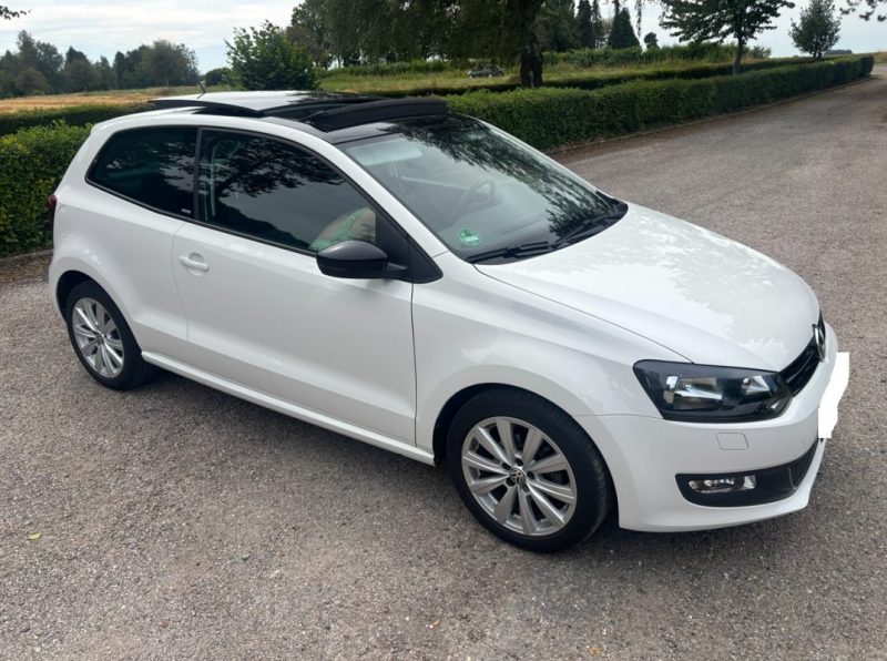 VW Volkswagen Polo 1.2 70ch Style 1ère main Toit ouvrant panoramique