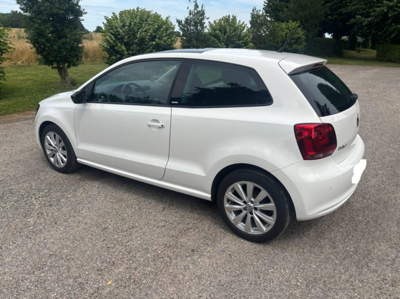 VW Volkswagen Polo 1.2 70ch Style 1ère main Toit ouvrant panoramique
