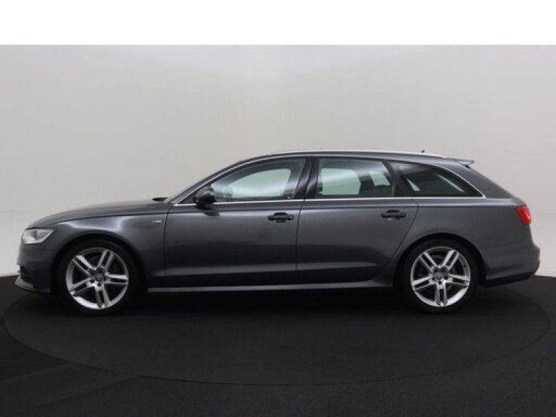 Audi A6 3.0 TDI S line Boite automatique Toit panoramique Keyless go etc 