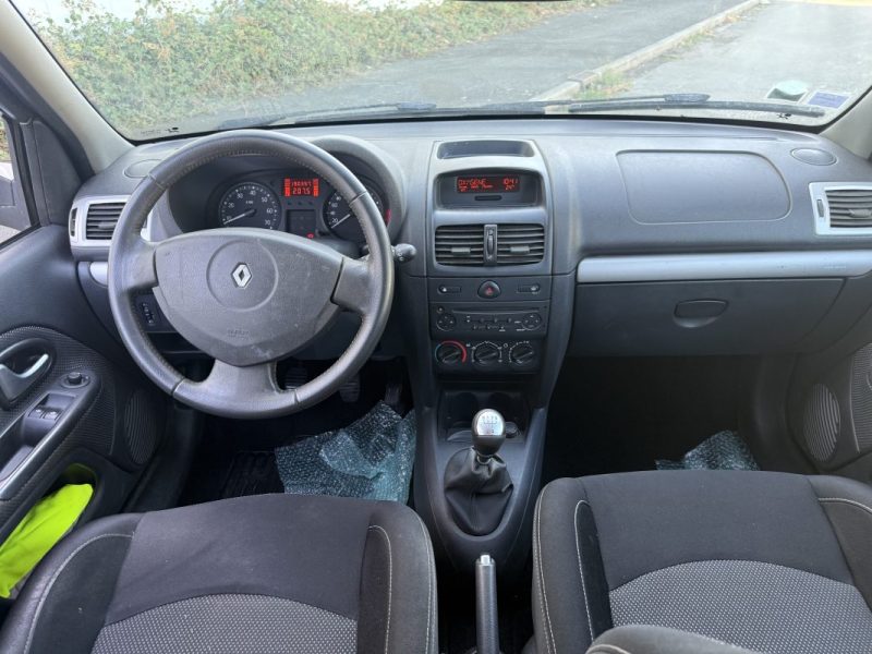 RENAULT CLIO CAMPUS EVOLUTION AUTHENTIQUE 1.2 GPL 2010
