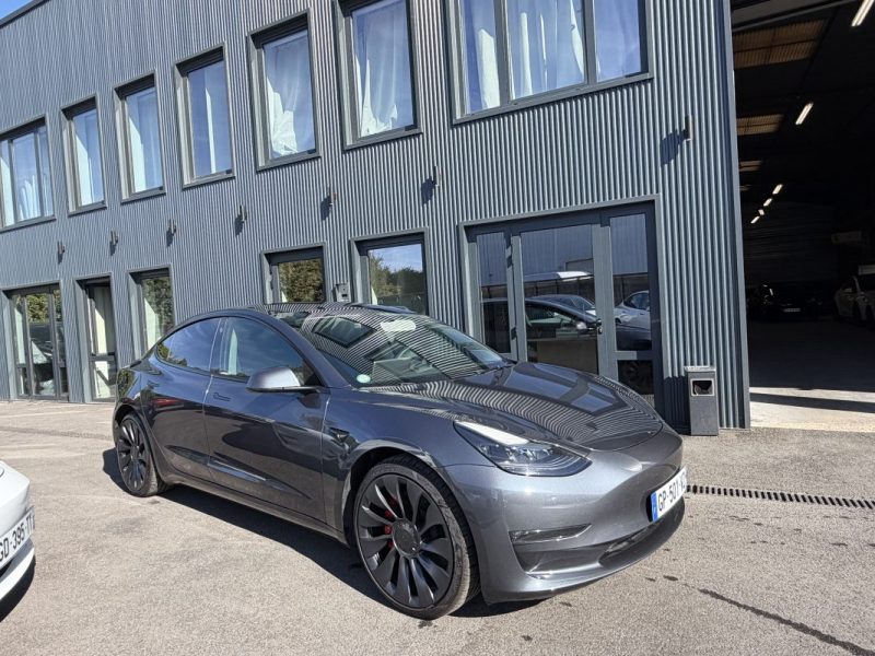 TESLA MODEL 3 PERFORMANCE 2023