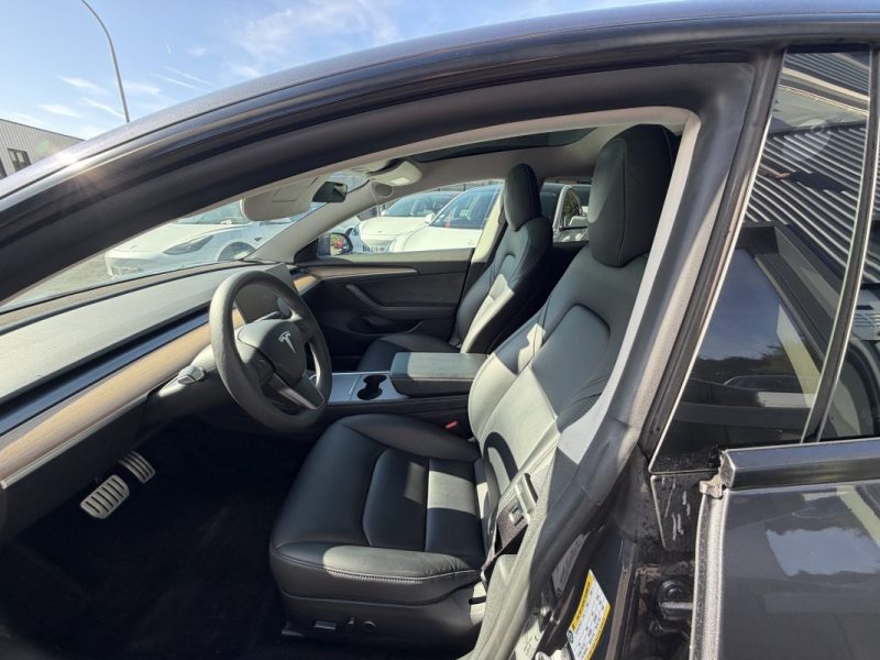 TESLA MODEL 3 PERFORMANCE 2023