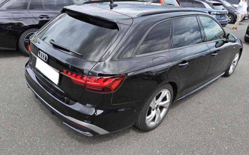 AUDI A4 40 TDI MILD-HYBRID QUATTRO S LINE 2023 1ère main Attelage remorque