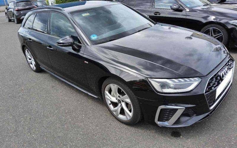 AUDI A4 40 TDI MILD-HYBRID QUATTRO S LINE 2023 1ère main Attelage remorque