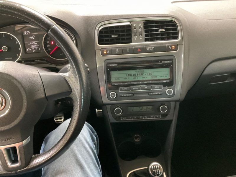VOLSKWAGEN POLO 1.2 TSI 105CH CROSS POLO Cuir alcantara Sièges chauffants