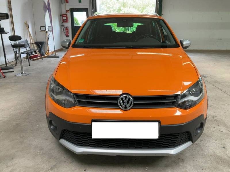 VOLSKWAGEN POLO 1.2 TSI 105CH CROSS POLO Cuir alcantara Sièges chauffants