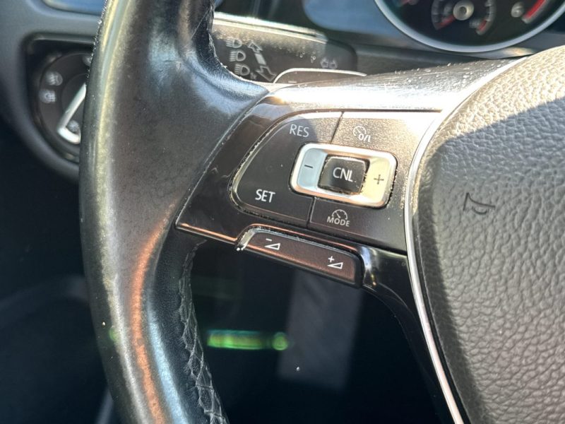VOLKSWAGEN GOLF 7 CARAT 2013 2.0L TDI 150 CH AUTOMATIQUE GARANTIE 12 MOIS