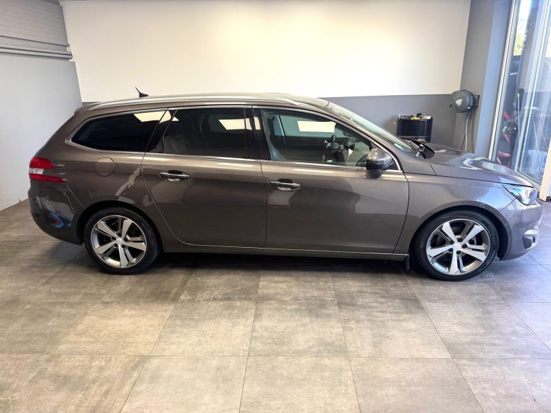 PEUGEOT 308 II SW 1.6 E-HDI 115 FELINE BVM6 2014