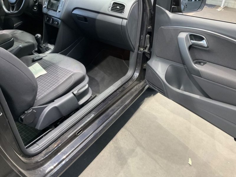 VOLKSWAGEN POLO 1.0 CONFORTLINE 50369km
