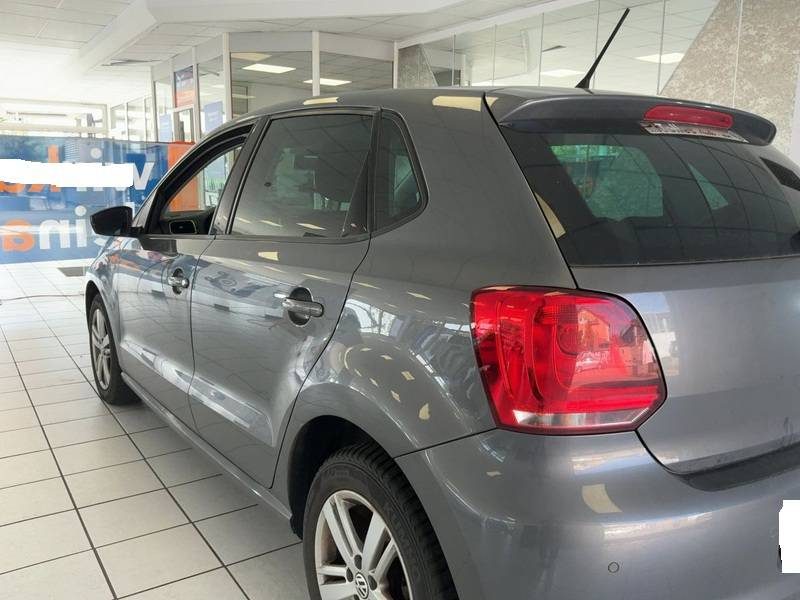 VOLKSWAGEN POLO 1.2 TSI LIFE 90CH 1ère main Sièges chauffants