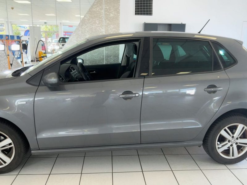 VOLKSWAGEN POLO 1.2 TSI LIFE 90CH 1ère main Sièges chauffants