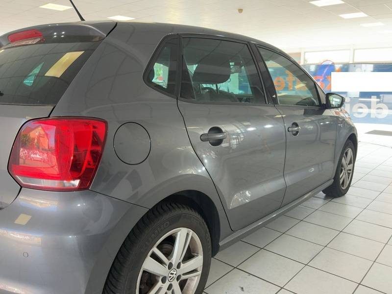 VOLKSWAGEN POLO 1.2 TSI LIFE 90CH 1ère main Sièges chauffants