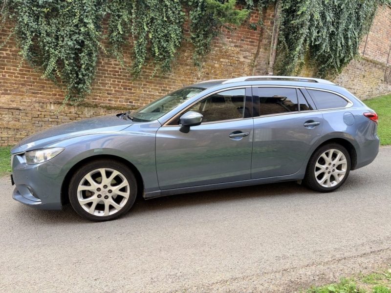 MAZDA 6 2.2 TD BREAK 150CH SPORTSLINE Attelage remorque GPS Caméra Sièges chauffants