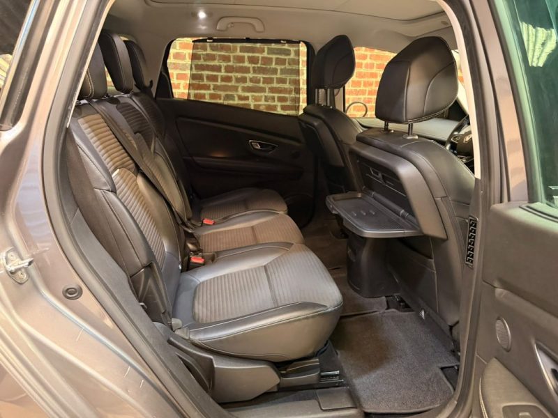 Renault Grand Scenic IV 1.6 DCI 130 INTENS 7 places