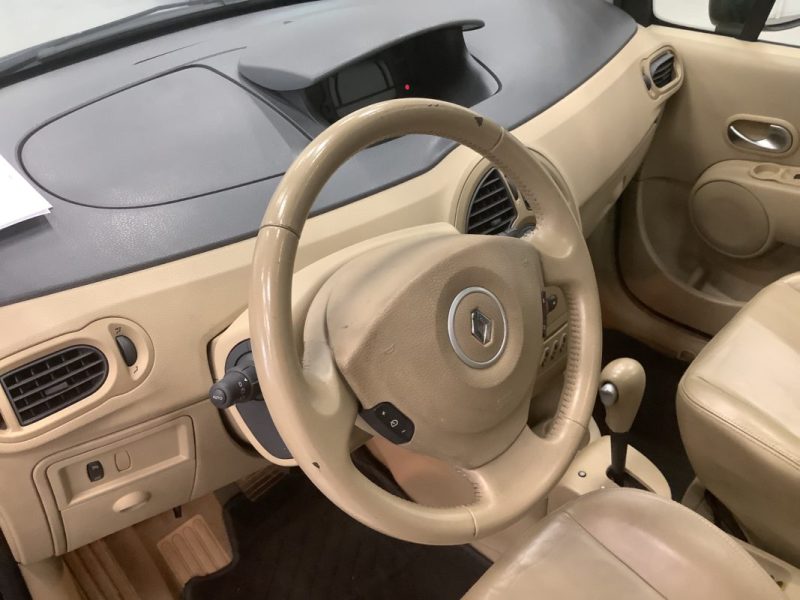 RENAULT MODUS 1,6L 110 CV INITIAL Boite Auto / Toit Pano / Paiement 4X ou 10X Possible