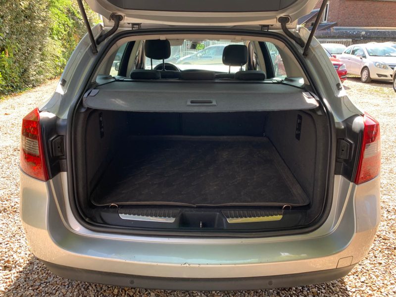 RENAULT LAGUNAIII 1.5 DCI 110 AUTHENTIQUE 2010
