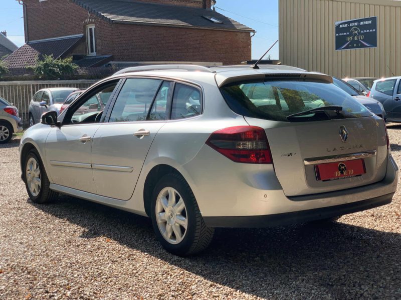 RENAULT LAGUNAIII 1.5 DCI 110 AUTHENTIQUE 2010