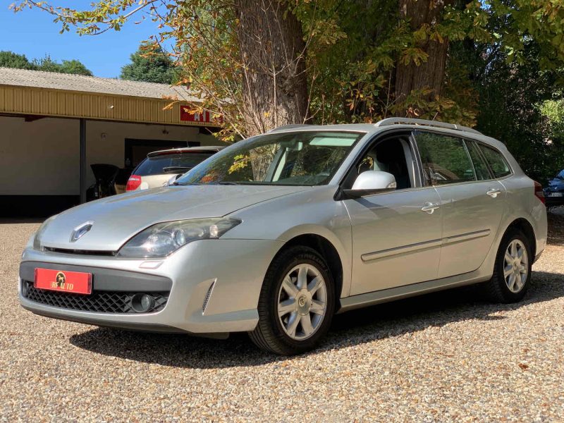 RENAULT LAGUNAIII 1.5 DCI 110 AUTHENTIQUE 2010