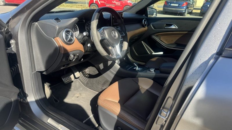 MERCEDES CLASSE A A45 AMG 4MATIC 360
