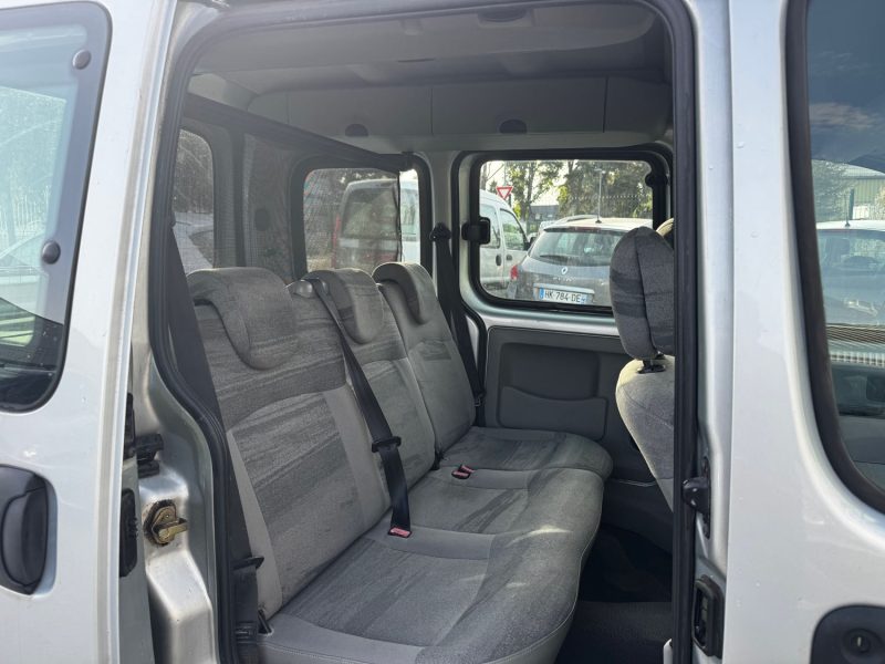 RENAULT KANGOO  1.2 75CH PRIVILEGE 2003
