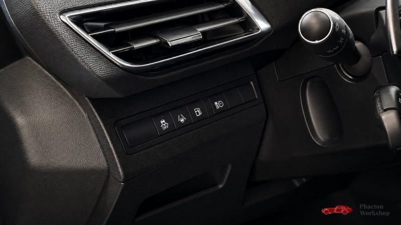 Peugeot 3008 GT Hybrid rechargeable 225 ch e-EAT8 – 84 990 km – Suivi complet
