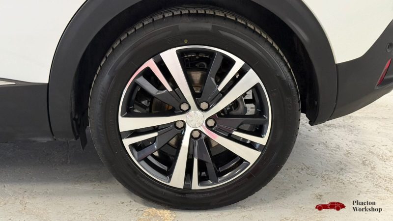 Peugeot 3008 GT Hybrid rechargeable 225 ch e-EAT8 – 84 990 km – Suivi complet