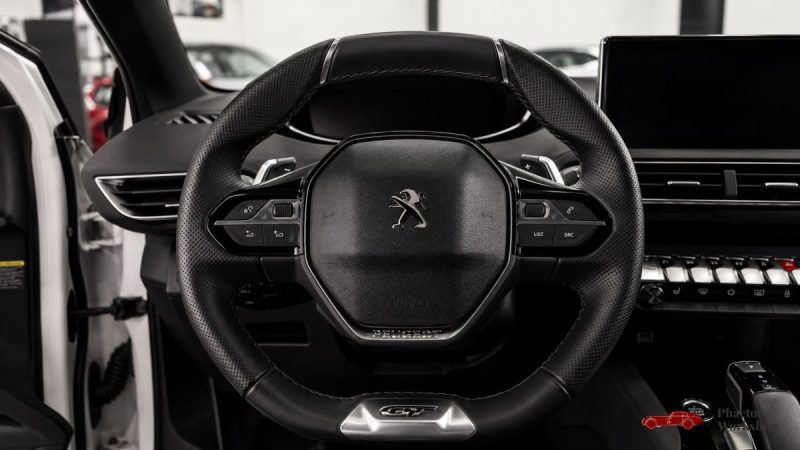 Peugeot 3008 GT Hybrid rechargeable 225 ch e-EAT8 – 84 990 km – Suivi complet