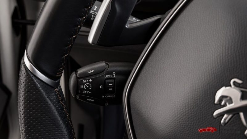 Peugeot 3008 GT Hybrid rechargeable 225 ch e-EAT8 – 84 990 km – Suivi complet