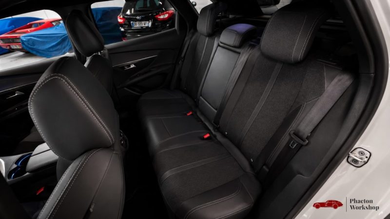 Peugeot 3008 GT Hybrid rechargeable 225 ch e-EAT8 – 84 990 km – Suivi complet