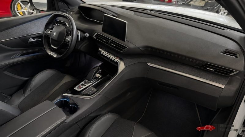 Peugeot 3008 GT Hybrid rechargeable 225 ch e-EAT8 – 84 990 km – Suivi complet