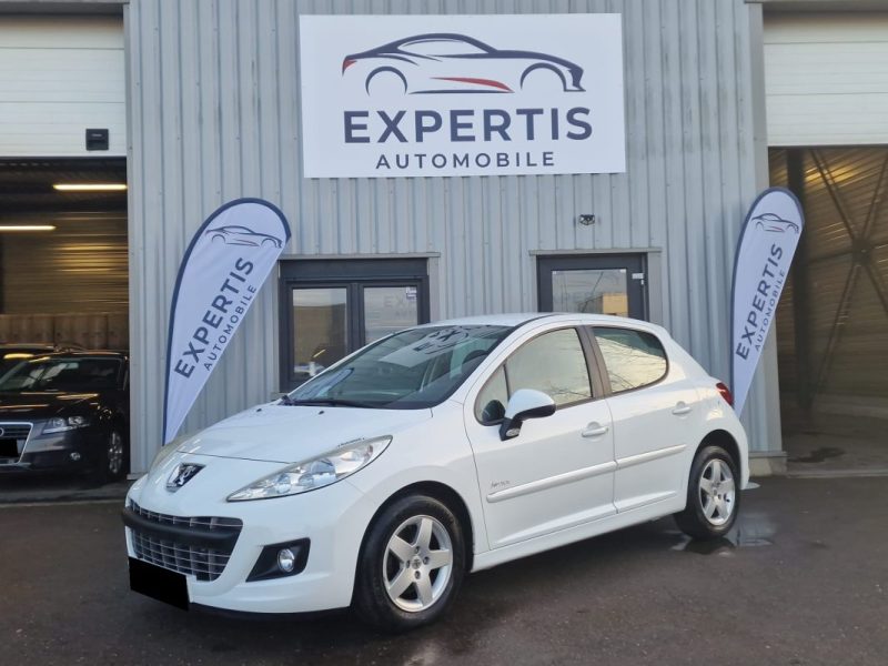 PEUGEOT 207 FOREVER 1.4 i 95CV 2012