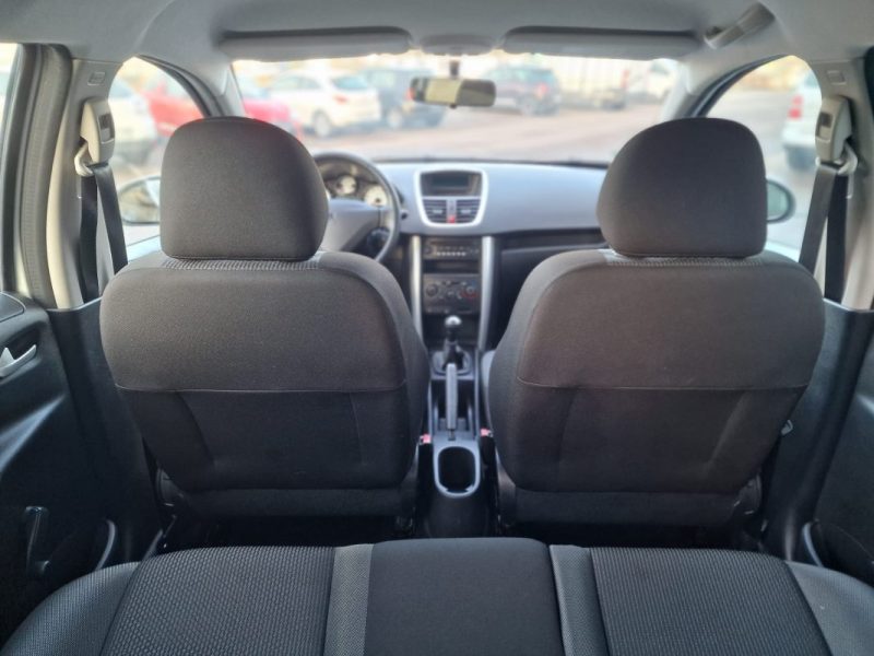 PEUGEOT 207 FOREVER 1.4 i 95CV 2012
