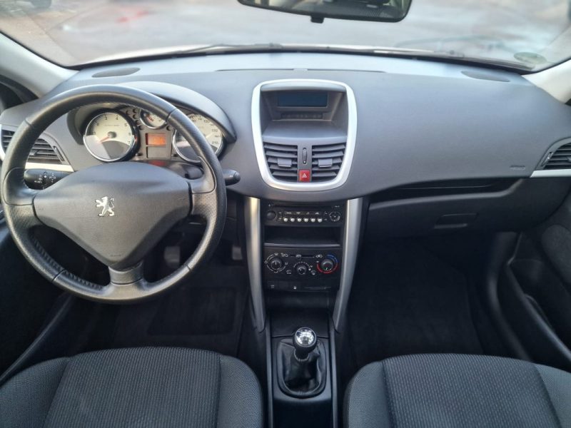 PEUGEOT 207 FOREVER 1.4 i 95CV 2012