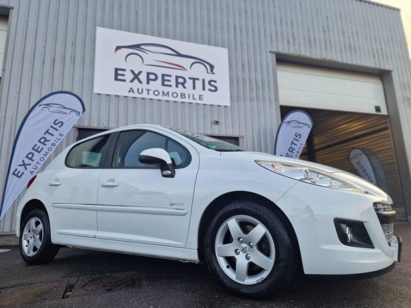 PEUGEOT 207 FOREVER 1.4 i 95CV 2012