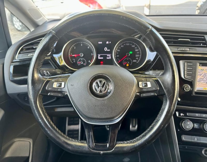 VOLKSWAGEN TOURAN 1.6 TDI 115 SOUND DSG7 7 Places