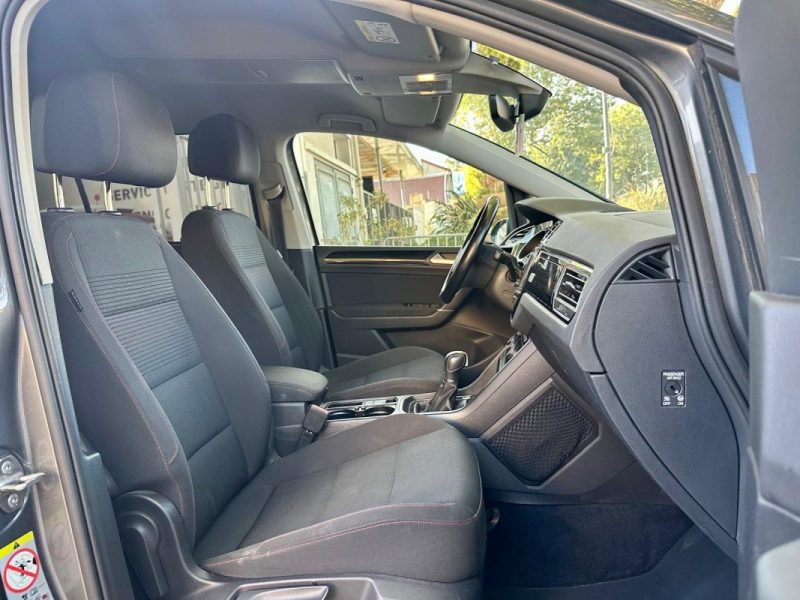 VOLKSWAGEN TOURAN 1.6 TDI 115 SOUND DSG7 7 Places