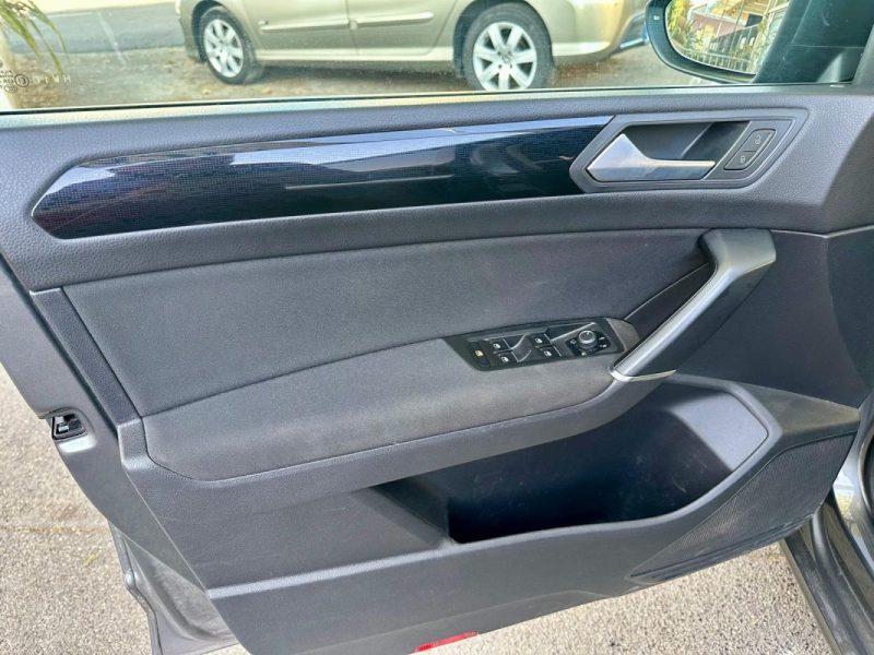 VOLKSWAGEN TOURAN 1.6 TDI 115 SOUND DSG7 7 Places