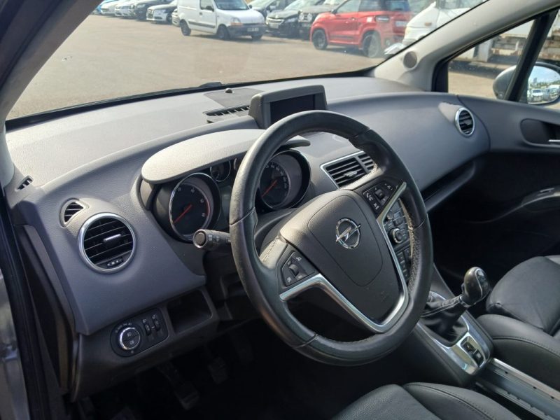OPEL MERIVA B  1.7 CDTI 130 CV  2010 ***VENDU DANS L'ETAT A PRO OU EXPORT***