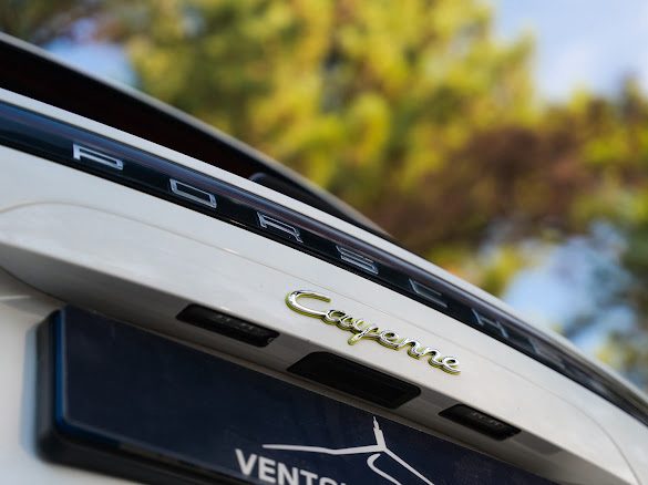 PORSCHE CAYENNE 3.0 V6 E-HYBRID /PORSCHE APPROUVED/