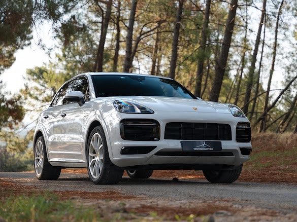 PORSCHE CAYENNE 3.0 V6 E-HYBRID /PORSCHE APPROUVED/