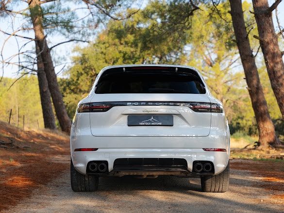 PORSCHE CAYENNE 3.0 V6 E-HYBRID /PORSCHE APPROUVED/