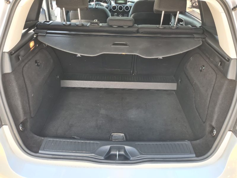 MERCEDES CLASSE B B180 CDI 109 BUSINESS 2014
