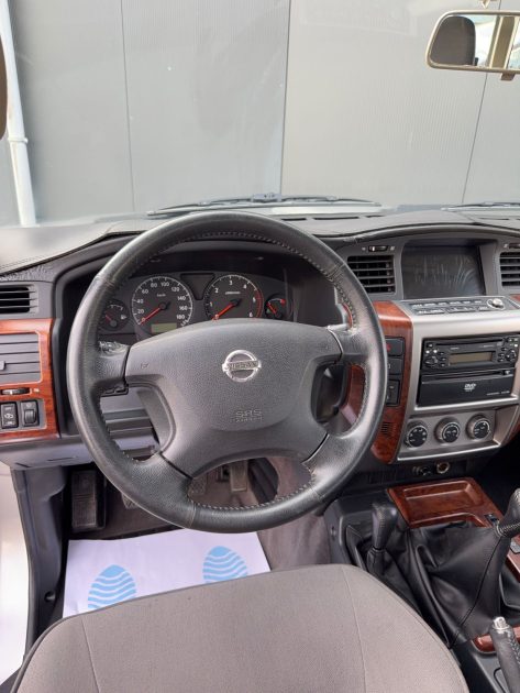 NISSAN PATROL -  3.0 DTI - 160 CH - LUXE - GARANTIE 3 MOIS
