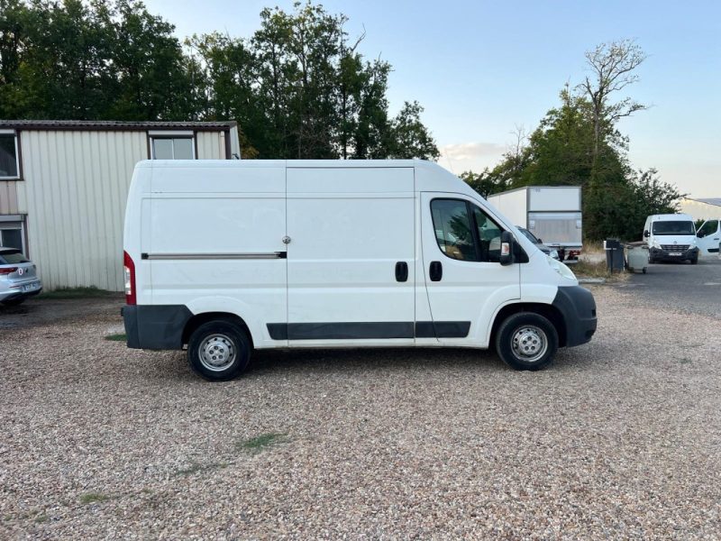 PEUGEOT BOXER 2.2 HDI 110 ch L2H2 330 PACK CD CLIM