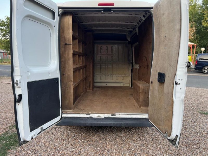 PEUGEOT BOXER 2.2 HDI 110 ch L2H2 330 PACK CD CLIM