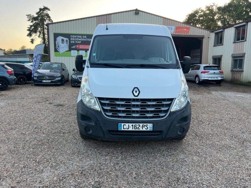 RENAULT MASTER 2.3 dCi FWD F3300 L2H2 100 CONFORT CLIM